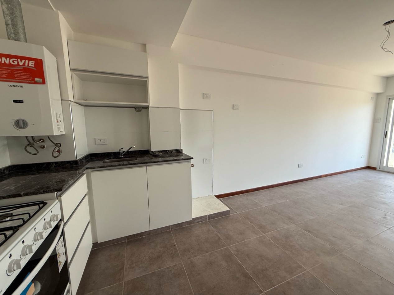 Venta Departamento 2 Dormitorios con Cochera Moreno 1900