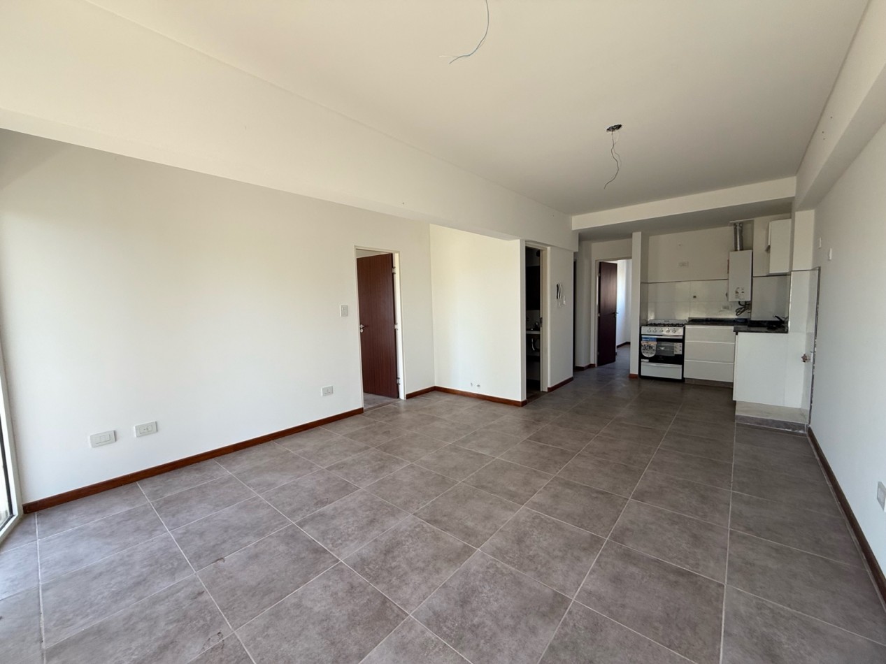 Venta Departamento 2 Dormitorios con Cochera Moreno 1900