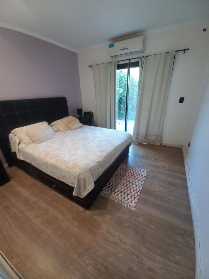 Casa 3 Dormitorios con Pileta y Jardin en Villa Amelia