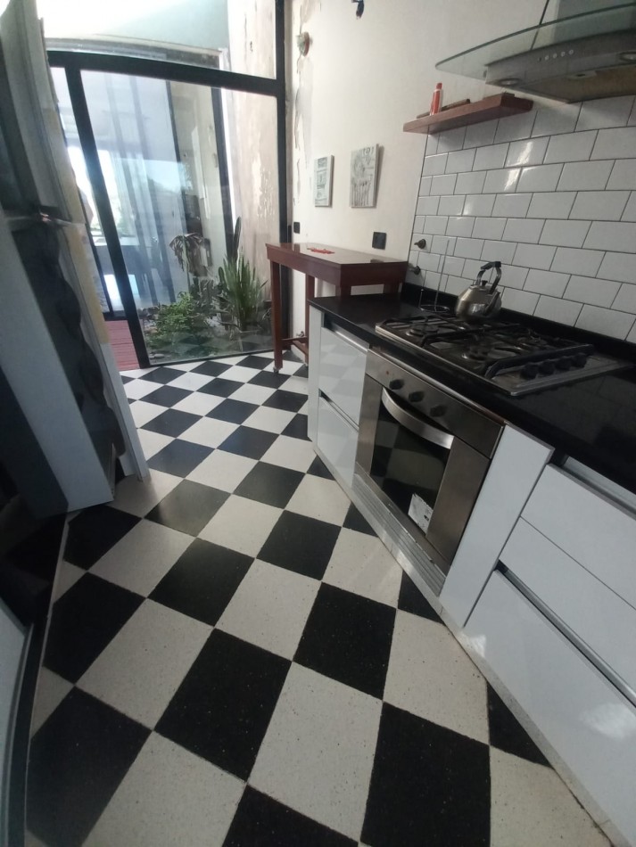 Casa 3 Dormitorios con Pileta y Jardin en Villa Amelia