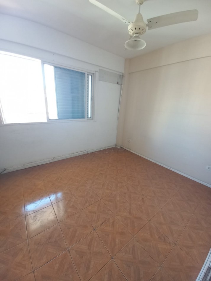 Departamento 2 Dormitorios con Balcon Buenos Aires 1000