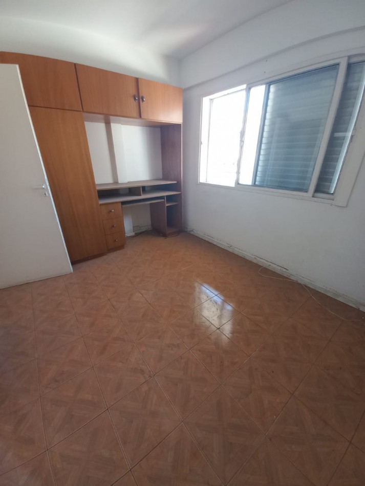 Departamento 2 Dormitorios con Balcon Buenos Aires 1000
