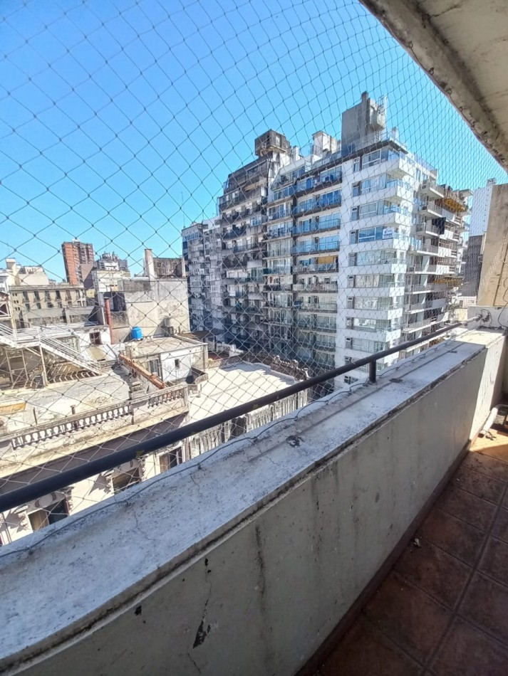 Departamento 2 Dormitorios con Balcon Buenos Aires 1000
