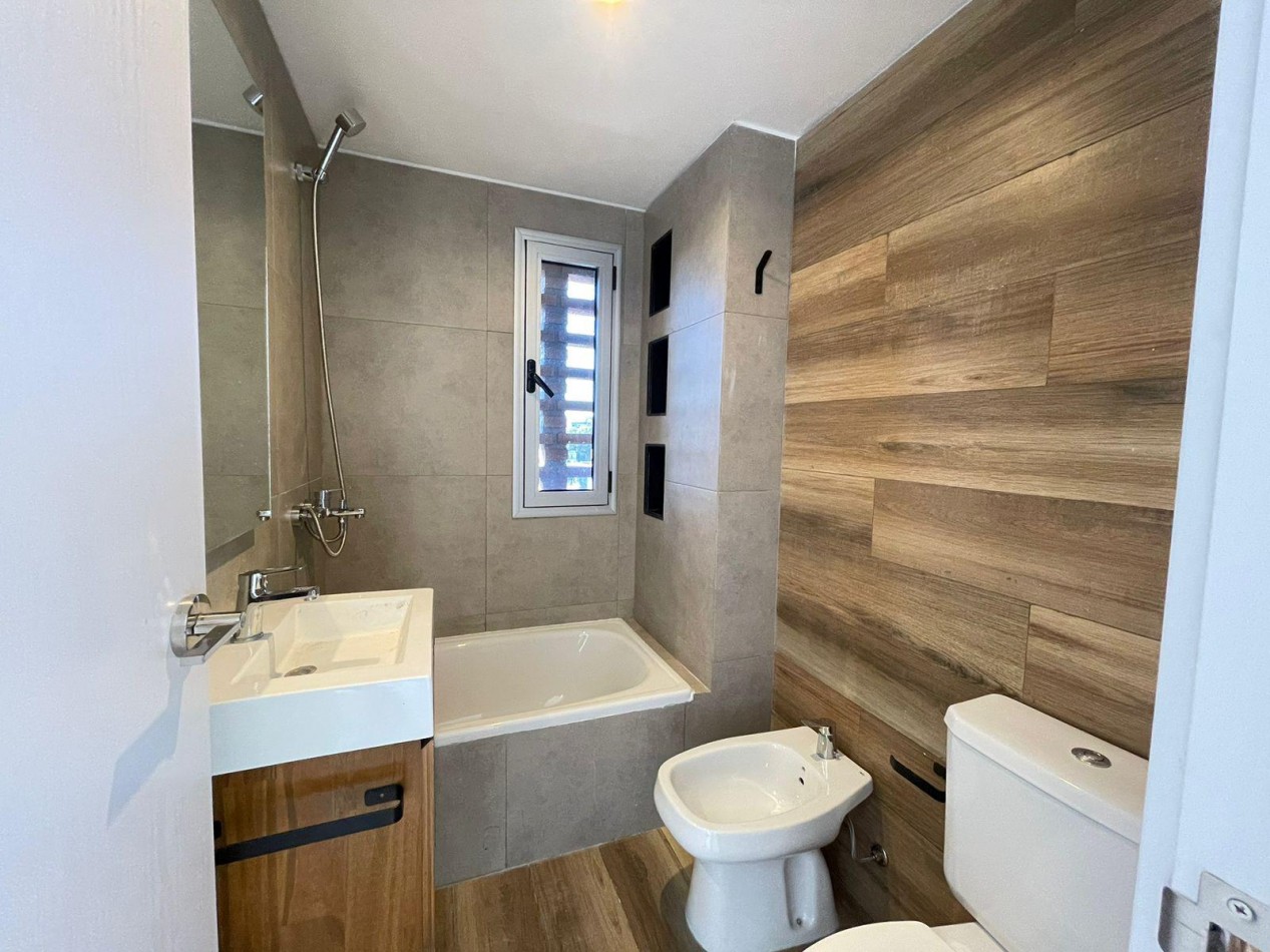 Venta Departamento 1 Dormitorio con Balcon Salta 3500