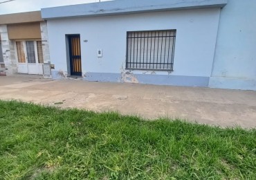 Casa centrica en Alvarez sobre Bv. Alvarez 400