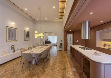 Casa 4 Dormitorios con Cochera, Pileta, Patio y Terraza Viamonte 1400 Barrio Abasto